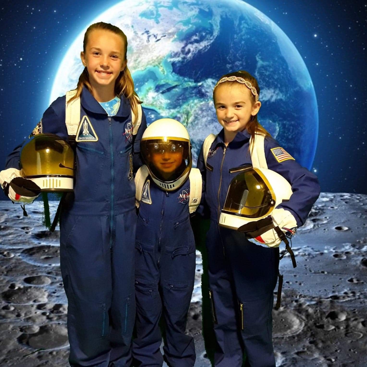 Kids at Challenger Learning Center