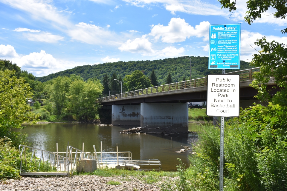 Kayak launch in Allegany 