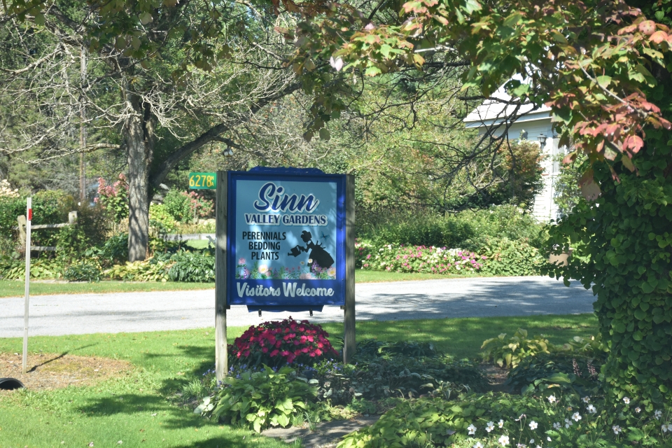 Sinn Valley Gardens sign