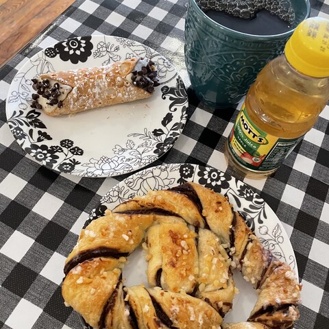 Pretzel and cannoli at La Dolce Vita