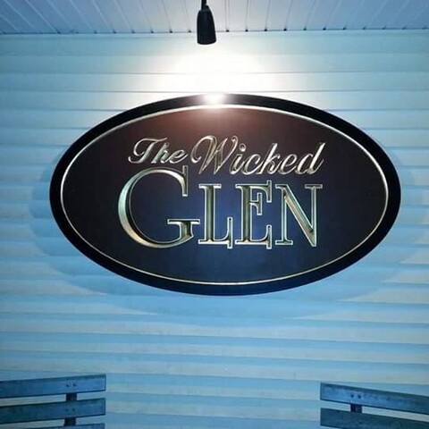 The Wicked Glen sign